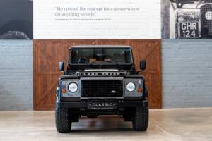 Bild 2/30 von Land Rover Defender 110 (2013)