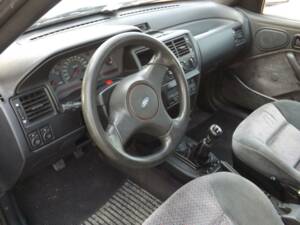 Bild 14/50 von Ford Escort 1.8 16v (1992)