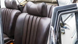 Bild 6/11 von Mercedes-Benz 220 SE b (1963)