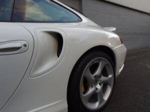 Bild 37/99 von Porsche 911 Turbo (2004)