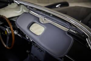 Image 81/100 of Ferrari 250 GT (1962)