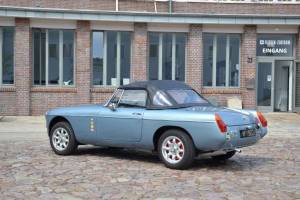 Immagine 6/19 di MG MGB (1992)