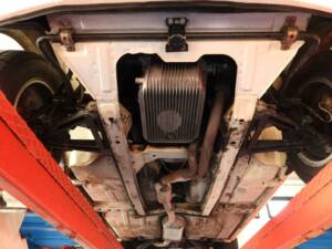 Bild 9/10 von Alfa Romeo Alfetta 2.0 L (1981)