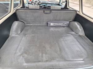 Image 41/66 of Volkswagen 1600 Variant (1971)