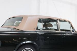 Immagine 29/32 di Rolls-Royce Silver Wraith II (1979)