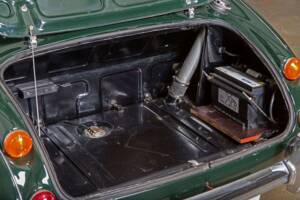 Imagen 17/20 de Austin-Healey 3000 Mk III (BJ8) (1966)