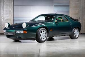 Immagine 2/22 di Porsche 928 S4 Clubsport (1988)