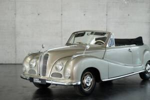 Immagine 3/50 di BMW 502 Baur (1955)