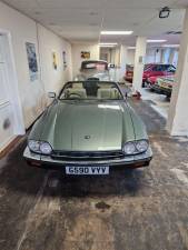 Image 17/21 of Jaguar XJS 5.3 V12 (1990)