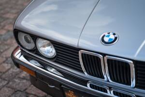 Image 5/71 of BMW 325i (1989)