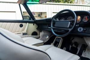 Imagen 39/60 de Porsche 911 Carrera 3.2 (WTL) (1988)
