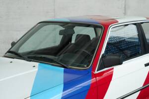 Bild 6/50 von BMW 325i (1986)