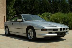 Bild 2/50 von BMW 850i (1990)