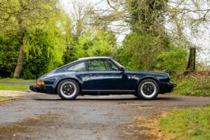 Image 27/50 of Porsche 911 Carrera 3.2 (1985)