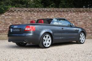 Image 48/50 de Audi S4 (2004)