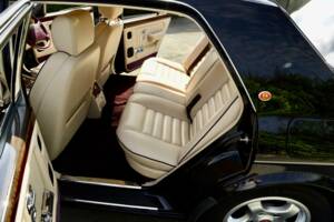 Image 26/50 of Bentley Turbo RT (1997)