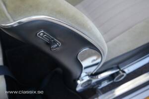 Image 23/32 of BMW 3.0 CS (1972)