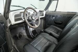Image 11/50 of Volkswagen Beetle 1303 LS (1971)