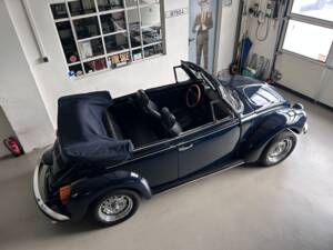 Bild 10/26 von Volkswagen Käfer 1303 LS (1978)