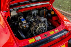 Bild 17/50 von Porsche 911 Carrera 3.2 (1989)