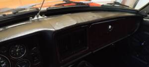 Image 6/6 of MG MGB (1977)