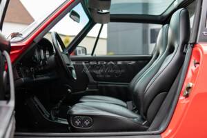 Bild 23/31 von Porsche 911 Carrera 3.2 (1988)