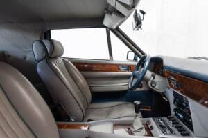 Bild 18/33 von Aston Martin V8 Vantage Volante (1987)