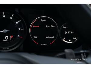 Image 25/39 de Porsche 911 Carrera 4S (2019)