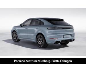 Image 3/11 of Porsche Cayenne GTS (1900)