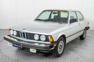 Bild 17/50 von BMW 320i (1981)