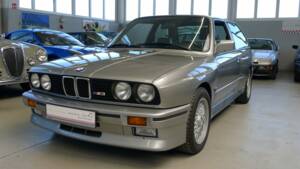 Immagine 27/45 di BMW M3 (1987)