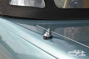 Image 39/75 de Mercedes-Benz 560 SL (1986)