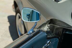 Image 41/50 of Mercedes-Benz 230 SL (1965)