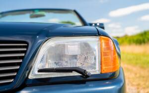 Image 10/44 de Mercedes-Benz 500 SL (1990)