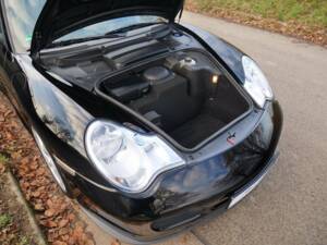 Bild 18/32 von Porsche 911 Turbo (WLS) (2004)