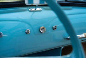 Image 16/29 of FIAT Ghia 500 Jolly (1975)