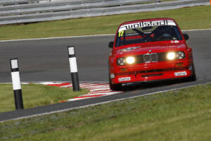 Image 6/21 de BMW M3 (1988)