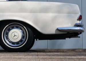 Imagen 23/43 de Mercedes-Benz 280 SE (1968)