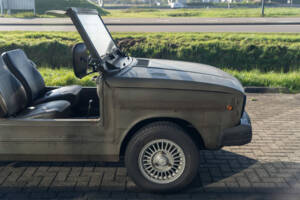 Image 3/8 de DAF 33 (1974)