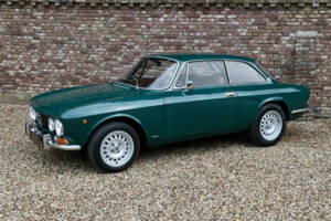 Image 16/50 of Alfa Romeo 2000 GTV (1973)