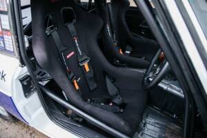 Image 15/42 of MG MGB GT (1972)