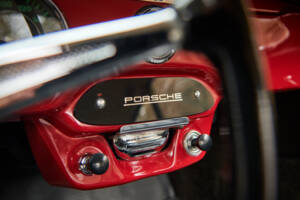 Immagine 13/34 di Porsche 356 C 1600 (1964)