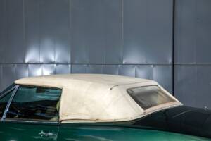 Image 19/20 of Aston Martin V8 (1981)