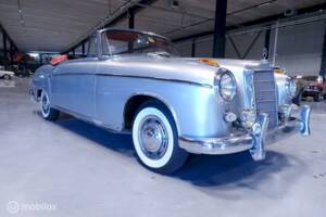 Image 3/12 de Mercedes-Benz 220 S Cabriolet (1959)
