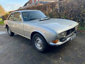 Bild 1/60 von Peugeot 504 V6 Coupe (1975)