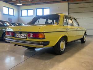 Bild 11/98 von Mercedes-Benz 200 D (1979)