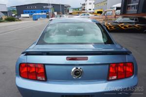 Image 8/63 of Ford Mustang GT (2005)