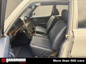 Image 8/15 de Mercedes-Benz 450 SE (1977)
