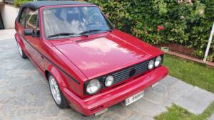 Image 50/55 de Volkswagen Golf Mk I Convertible 1.6 (1990)