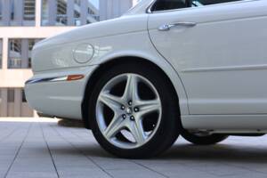 Imagen 13/77 de Jaguar XJ 8 4.2 (2005)